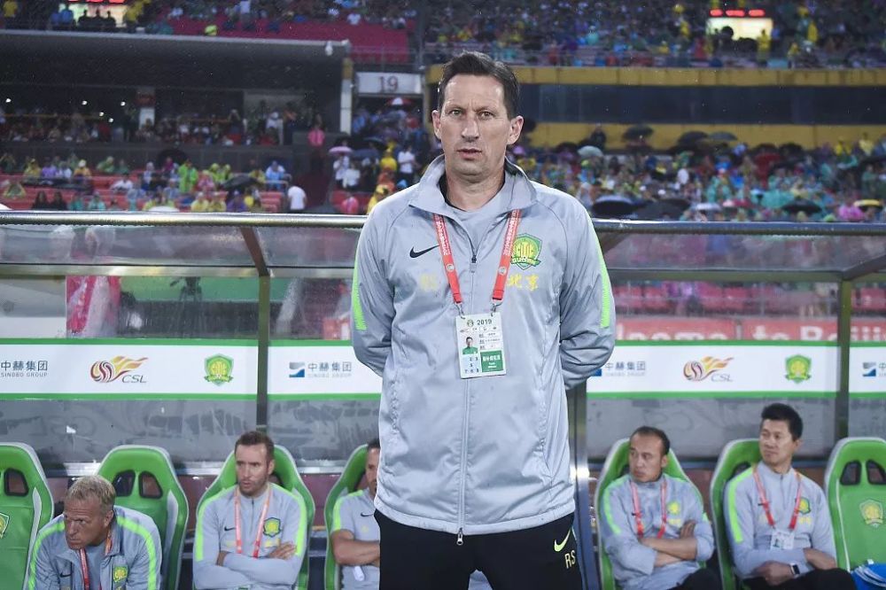 励了无数年 励了无数年