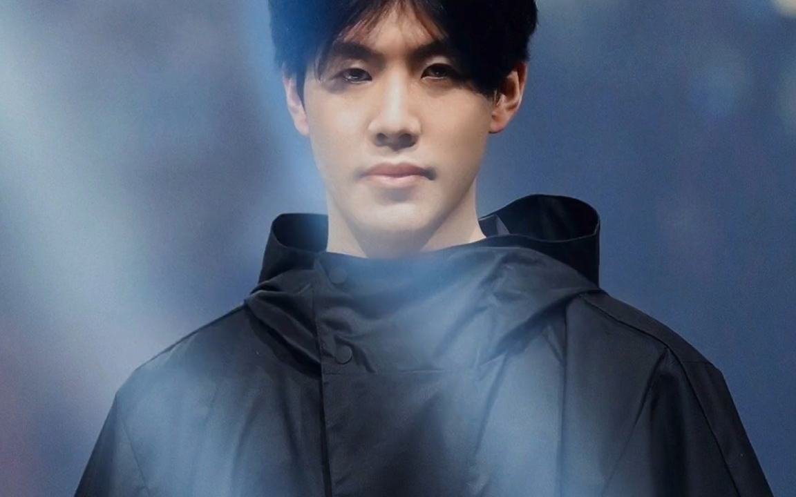 她冷静调整 她冷静调整